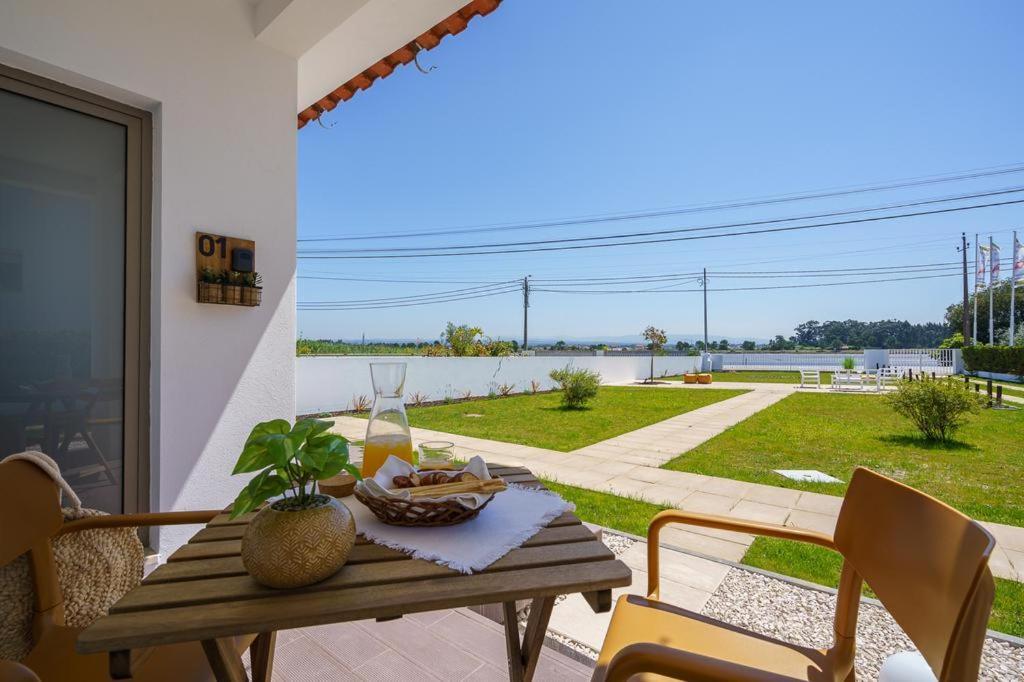 Villa Ria โอวาร์ ภายนอก รูปภาพ